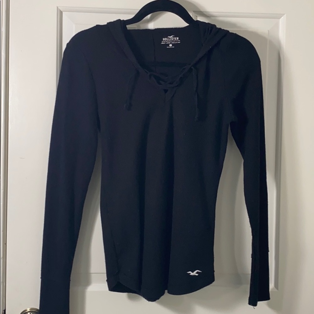 Long Sleeve Hollister Tee w Criss Cross